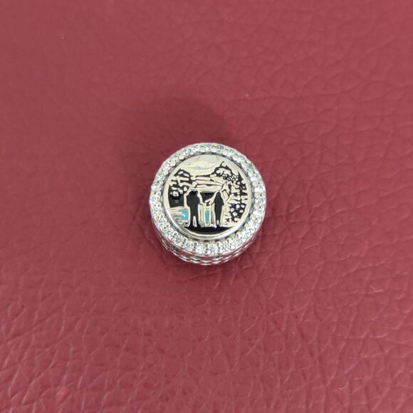 Pandora Banff Canada Bead Charm Exclusive Travel Pendant S925 Silver with box - Picture 1 of 9